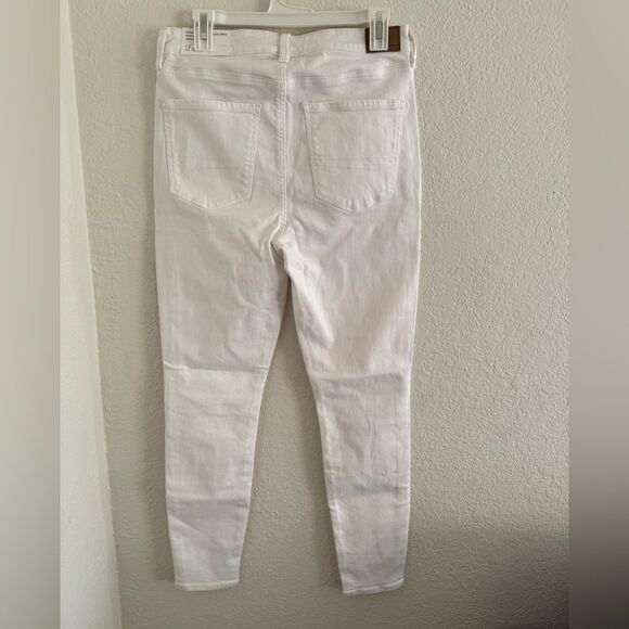 American Eagle White Skinny Jeans with Seam Details - Picture 3 of 5